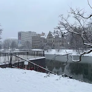 zkontrolujte dostupnost