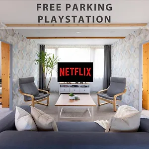 Plzenska 465 Free Parking & Ps3 , Prága Csehország